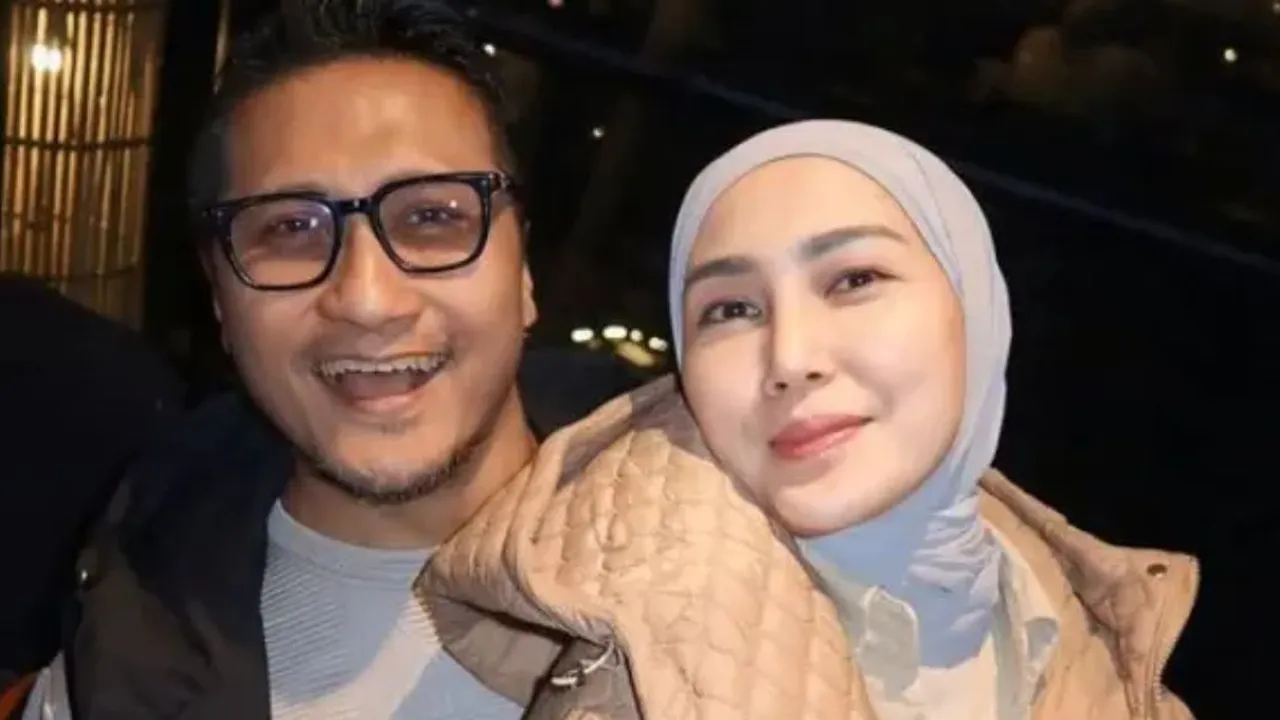 Potret Dapur Mewah Arie Untung dan Fenita, Desain Model Elegan Minimalis dengan Pintu Rahasia yang Memikat