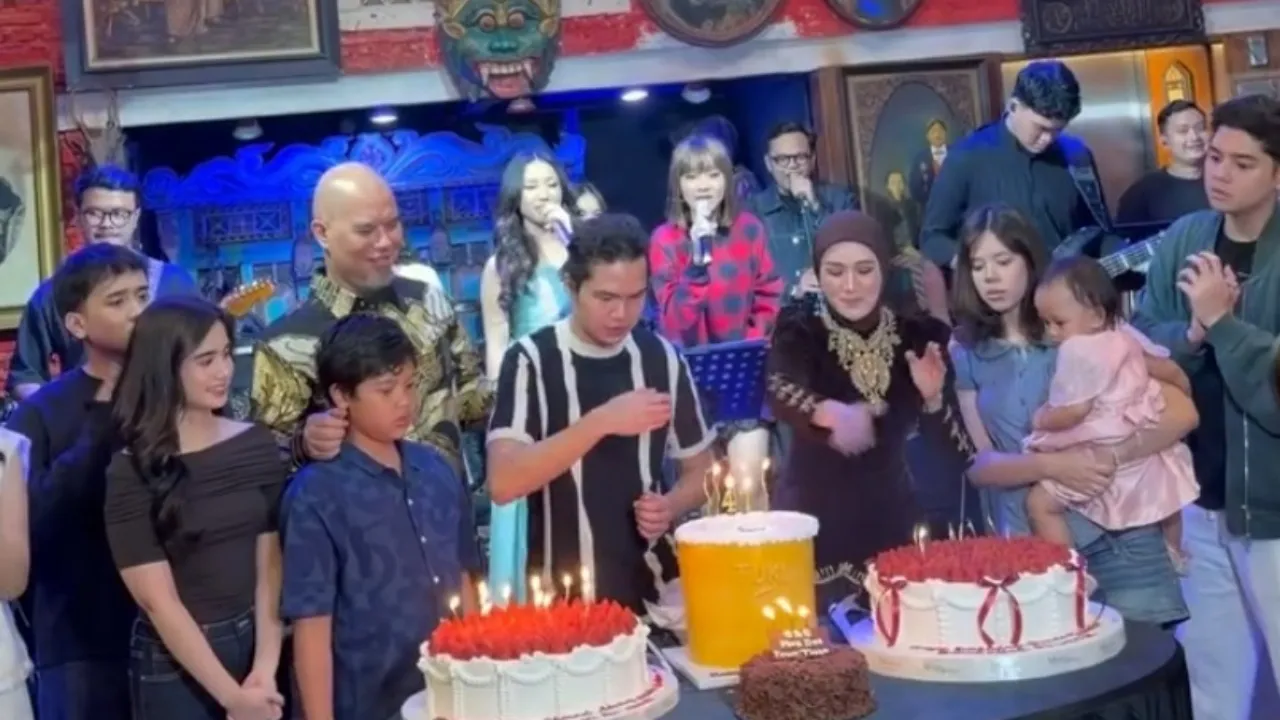 Potret Mulan Jameela Rayakan Ultah Bareng Dul Jaelani