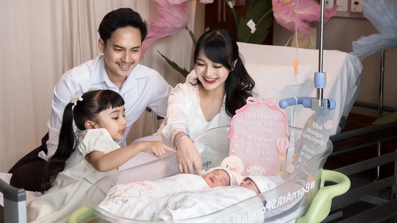 Potret Nanda Arsyinta Keluarga Lengkap Usai Melahirkan, Resmi Ibu Tiga Anak