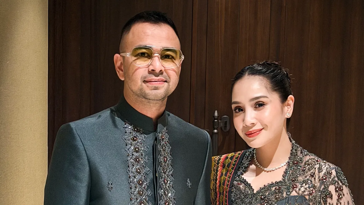 Potret Raffi Ahmad dan Nagita Slavina Serasi Kondangan di Nikah Sespri Prabowo