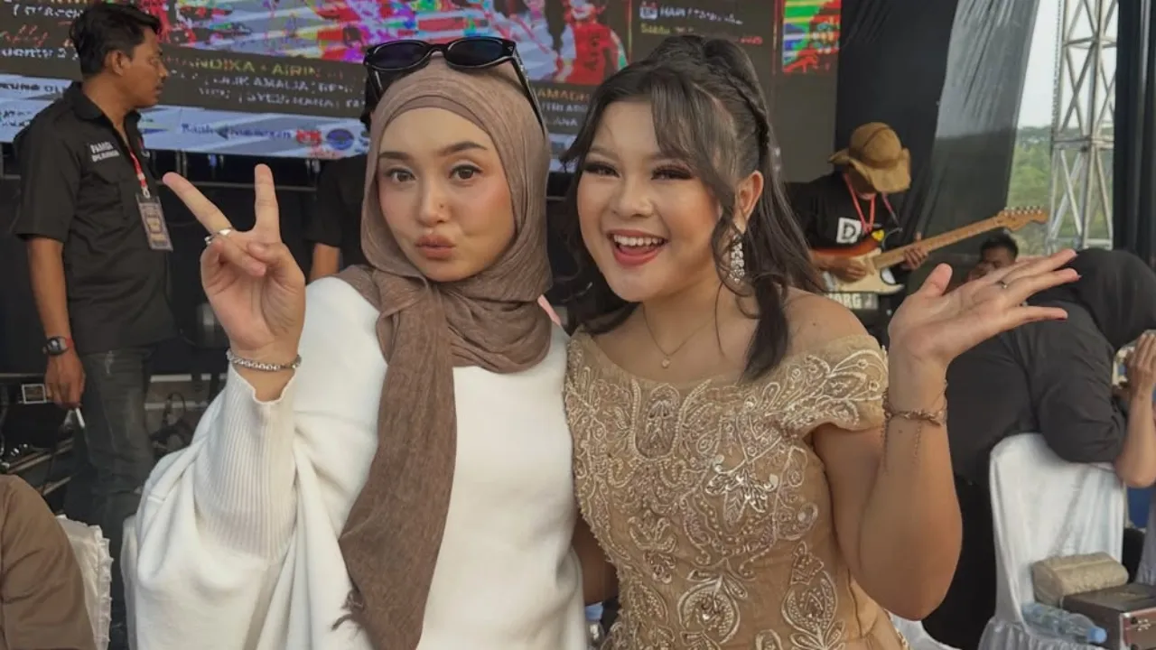 Potret Rofia Disambut di Kuningan Usai Tersenggol dari Dangdut Academy 8