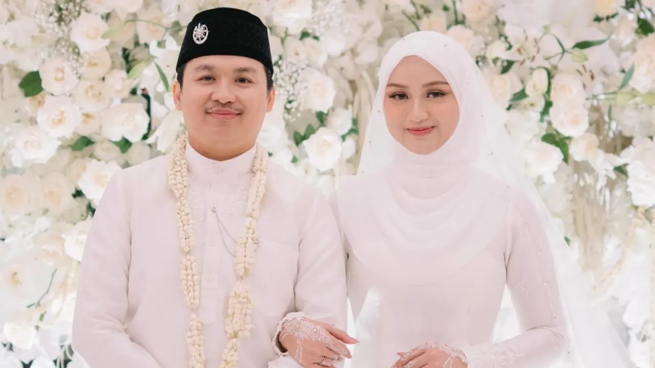 Potret Tamu Undangan di Pernikahan Komika Ate, Ada Arafah Rianti - Kiky Saputri