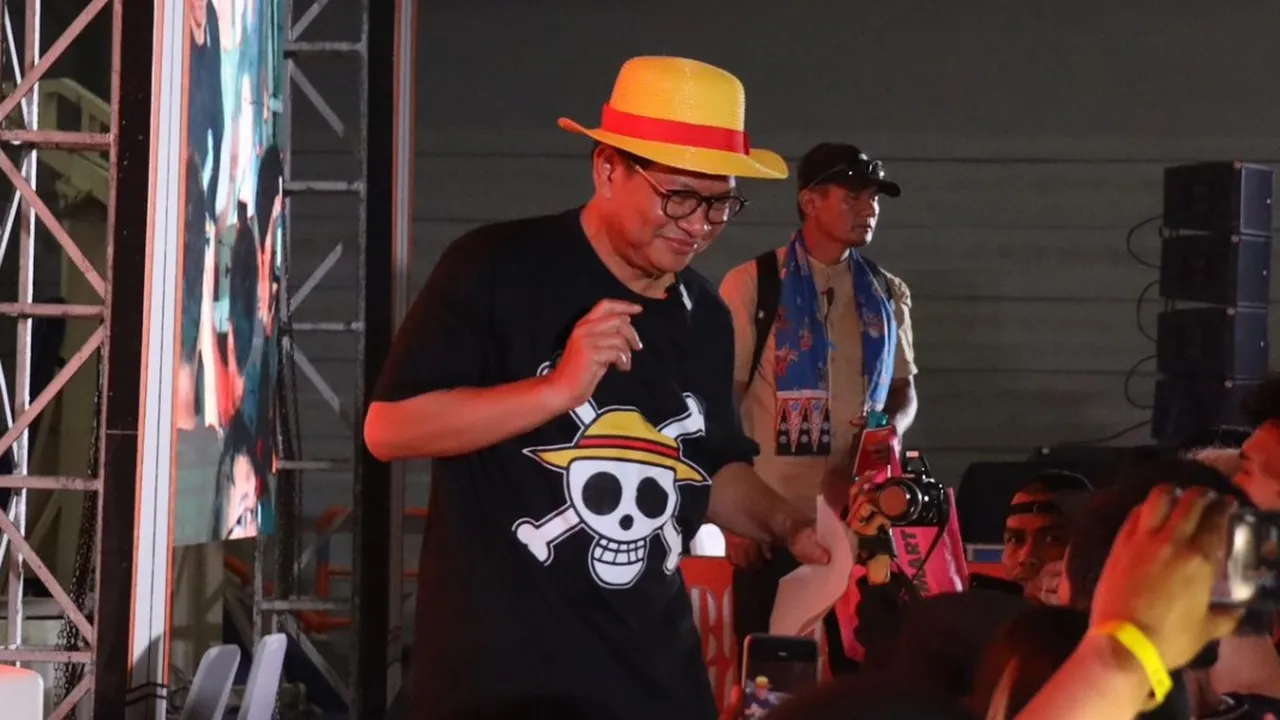 Pramono Anung dan Rano Karno Cosplay Jadi Karakter One Piece, Ngaku Suka Luffy Hingga Captain Tsubasa! Pramono Anung dan Rano Karno Cosplay Jadi Karakter One Piece, Ngaku Suka Luffy Hingga Captain Tsubasa!