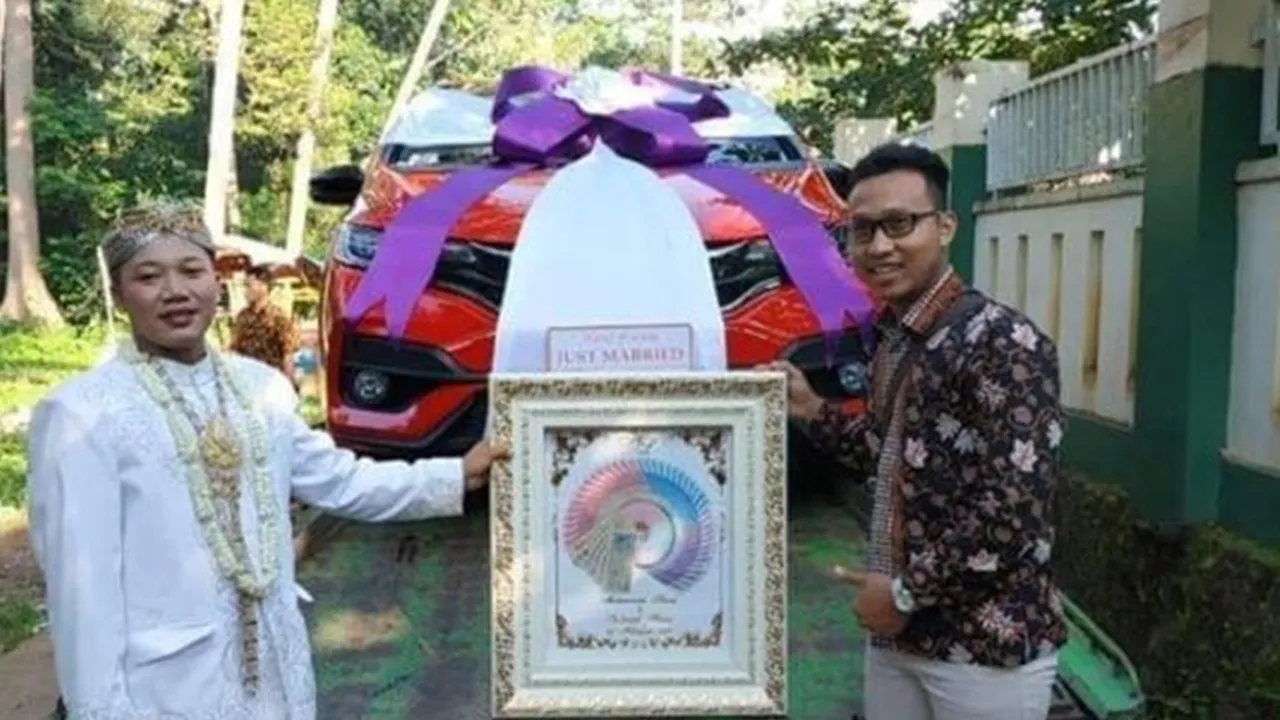 Pria Ini Berikan Honda Jazz Sebagai Seserahan Pernikahan, Netizen Iri