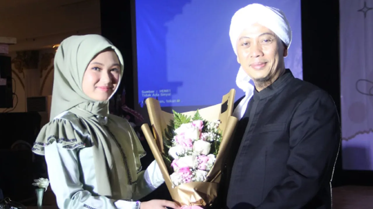 Prihatin Langka Penyanyi Muda Religi, Opick Buatkan 5 Karya Spesial untuk Rhana Haura Prihatin Langka Penyanyi Muda Religi, Opick Buatkan 5 Karya Spesial untuk Rhana Haura