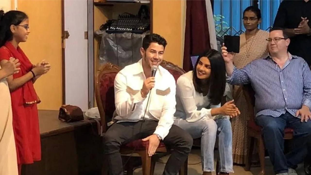 Priyanka Chopra dan Nick Jonas Bakal Gelar Pernikahan di Hawaii?