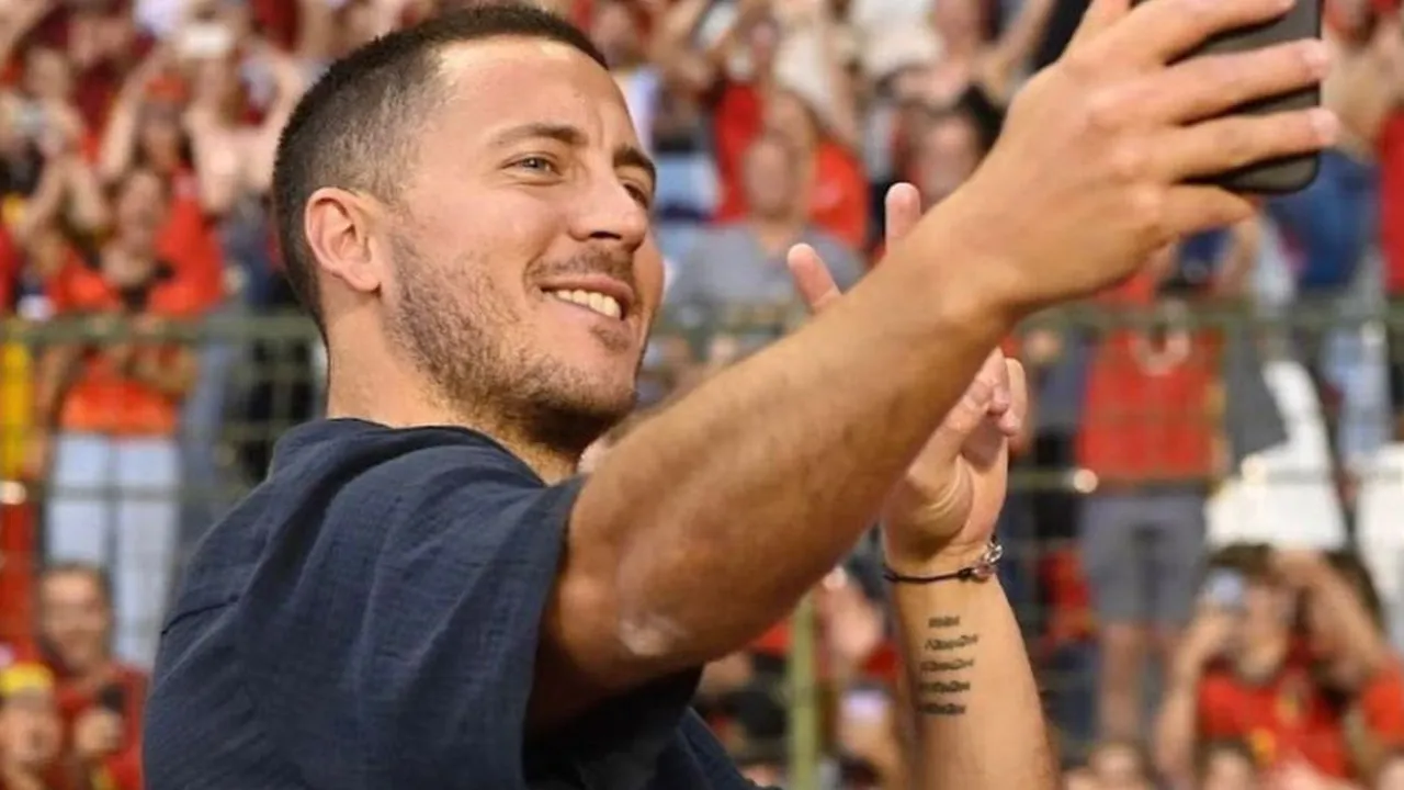 Profil, Agama, dan Foto-foto Eden Hazard yang Resmi Pensiun dari Klub Sepak Bola Real Madrid Profil, Agama, dan Foto-foto Eden Hazard yang Resmi Pensiun dari Klub Sepak Bola Real Madrid