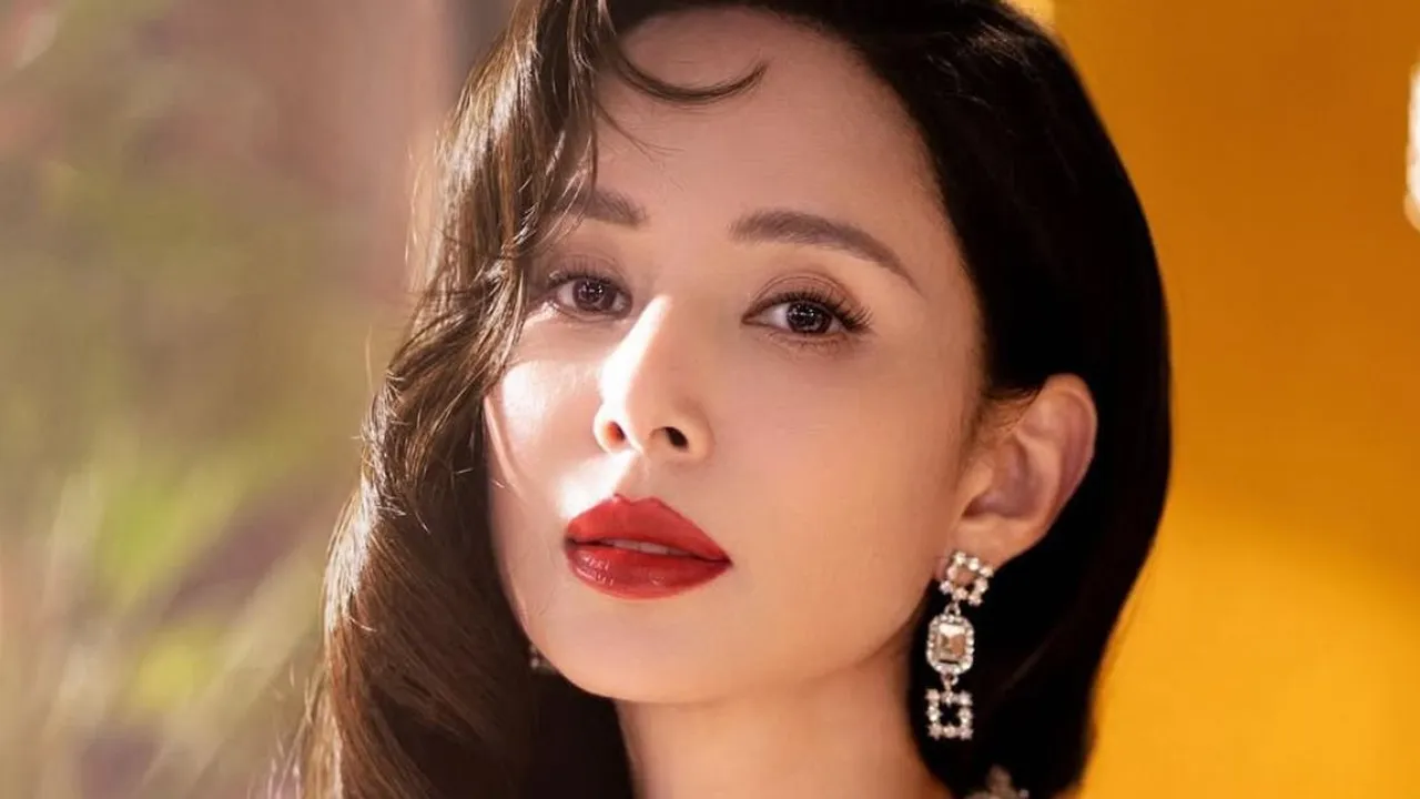 Profil Carman Lee, Aktris Cantik China Pemeran Bibi Lung yang Awet Muda Banget di Usia 59 Tahun