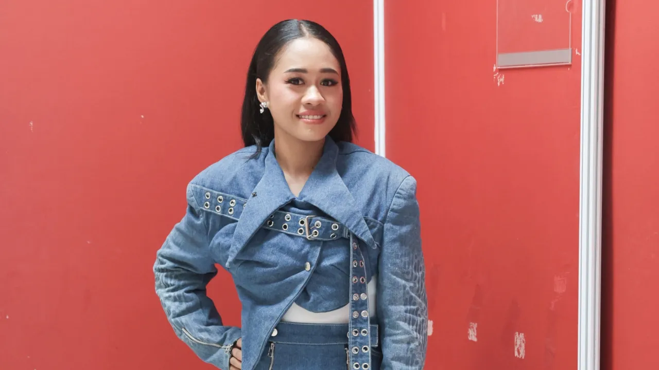 Profil Cendi Maumere: Academia Pertama Tersenggol di Top 21 Dangdut Academy 8