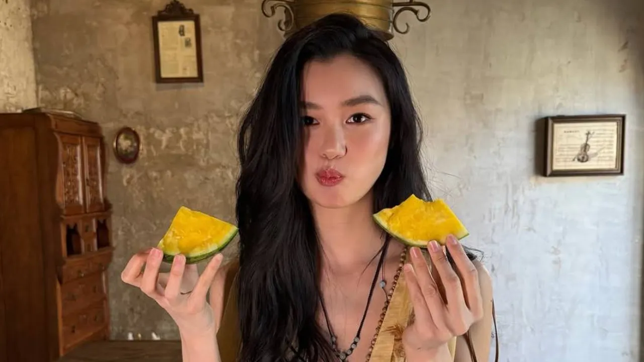 Profil Chen Yihan alias Estelle Chen, Aktris China Berdarah Prancis yang Multitalenta Profil Chen Yihan alias Estelle Chen, Aktris China Berdarah Prancis yang Multitalenta