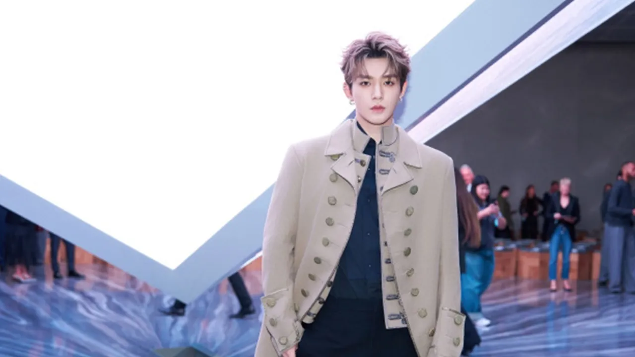 Profil Deng Wei, Aktor China yang Kariernya Melejit Setelah Debut di 'MISS THE DRAGON'