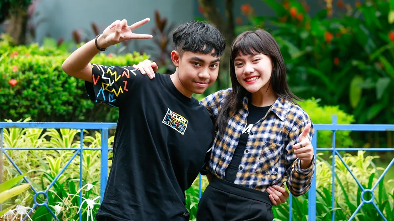 Profil Eby (Bima) & Sridevi (Prabumulih), Bersaing Jadi Juara 1 D'Academy 5 di Konser Kemenangan Malam Ini
