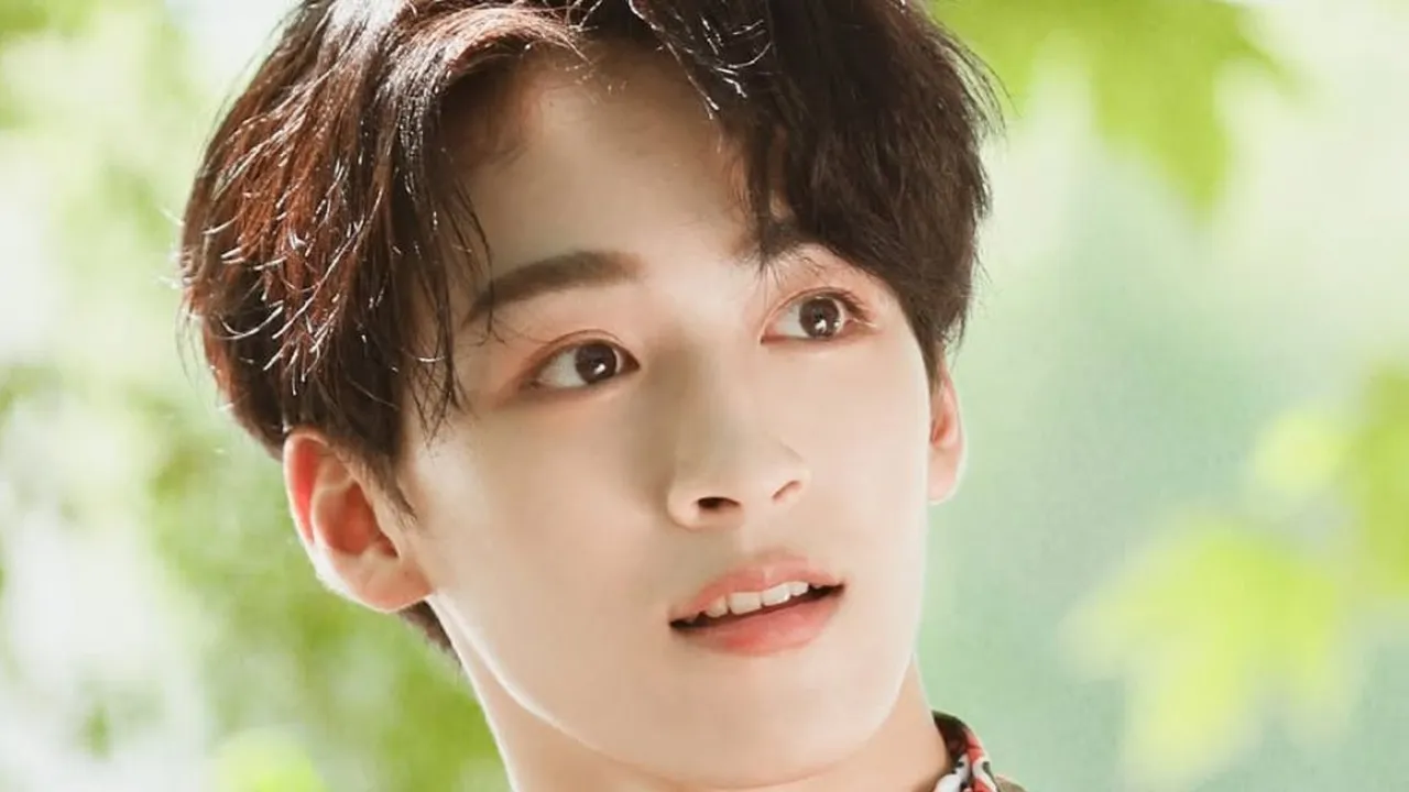 Profil He Luoluo, Perjalanan Karier dari Idol R1SE hingga Aktor Drama China