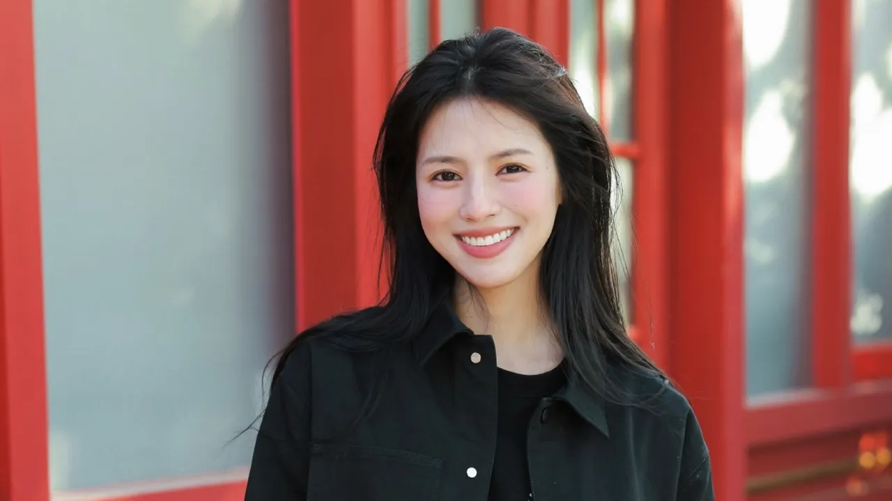 Profil He Nan, Aktris China yang Mencuri Perhatian Lewat Drama Love in the Clouds