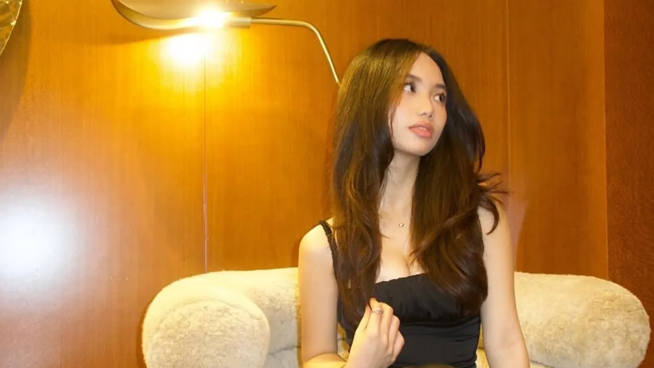 Profil Jasmine Abeng, Putri Ririn Ekawati yang Makin Mencuri Perhatian
