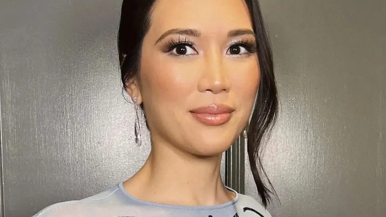 Profil Vivian Kao, Istri CEO TikTok yang Punya Karier Cemerlang Profil Vivian Kao, Istri CEO TikTok yang Punya Karier Cemerlang