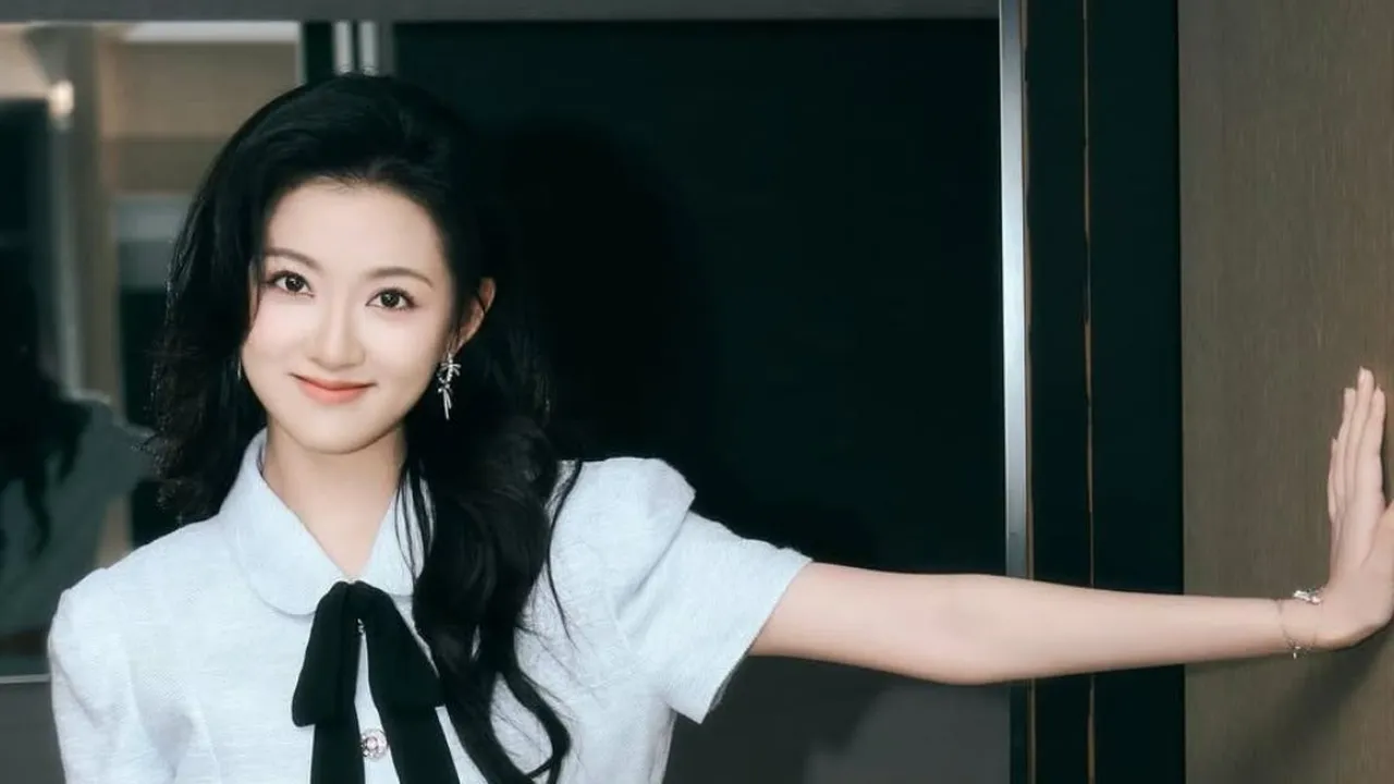 Profil Wang Yiting, Aktor Multitalenta yang Populer dari Debut