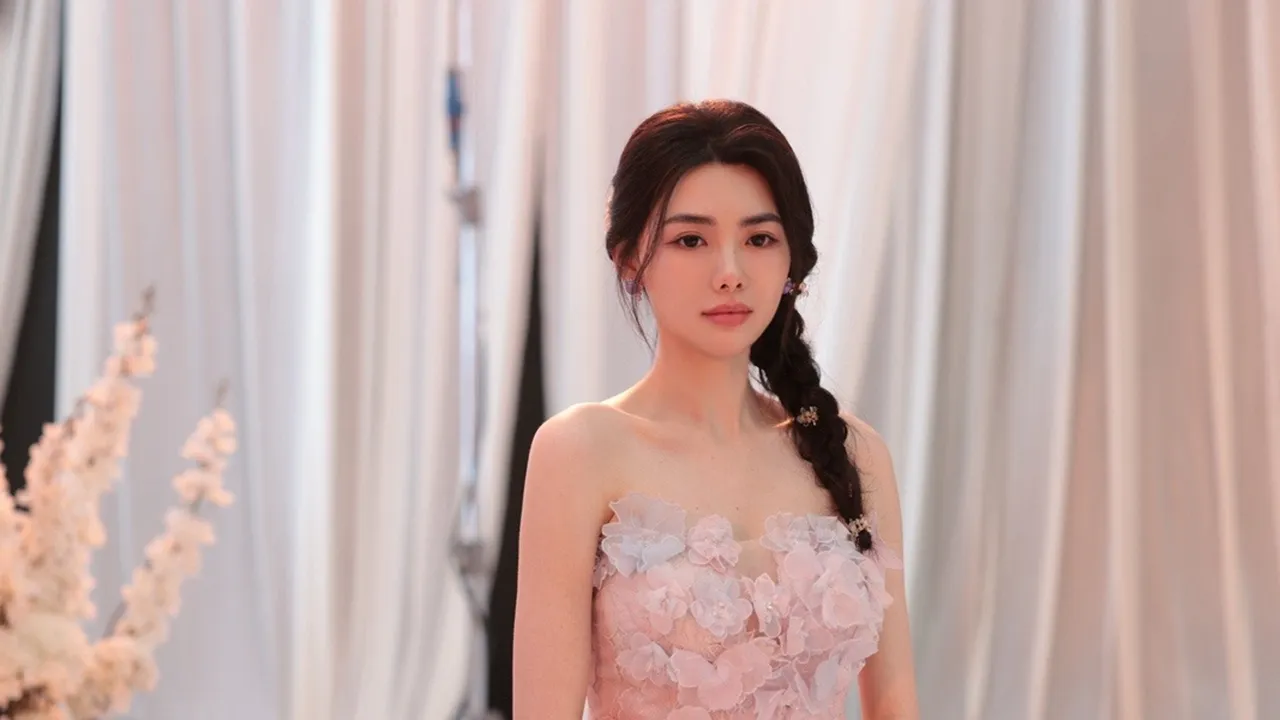 Profil Zhong Yating, Pemeran Pelakor di Drama 'Love's Ambition' yang Bikin Geregetan Profil Zhong Yating, Pemeran Pelakor di Drama 'Love's Ambition' yang Bikin Geregetan