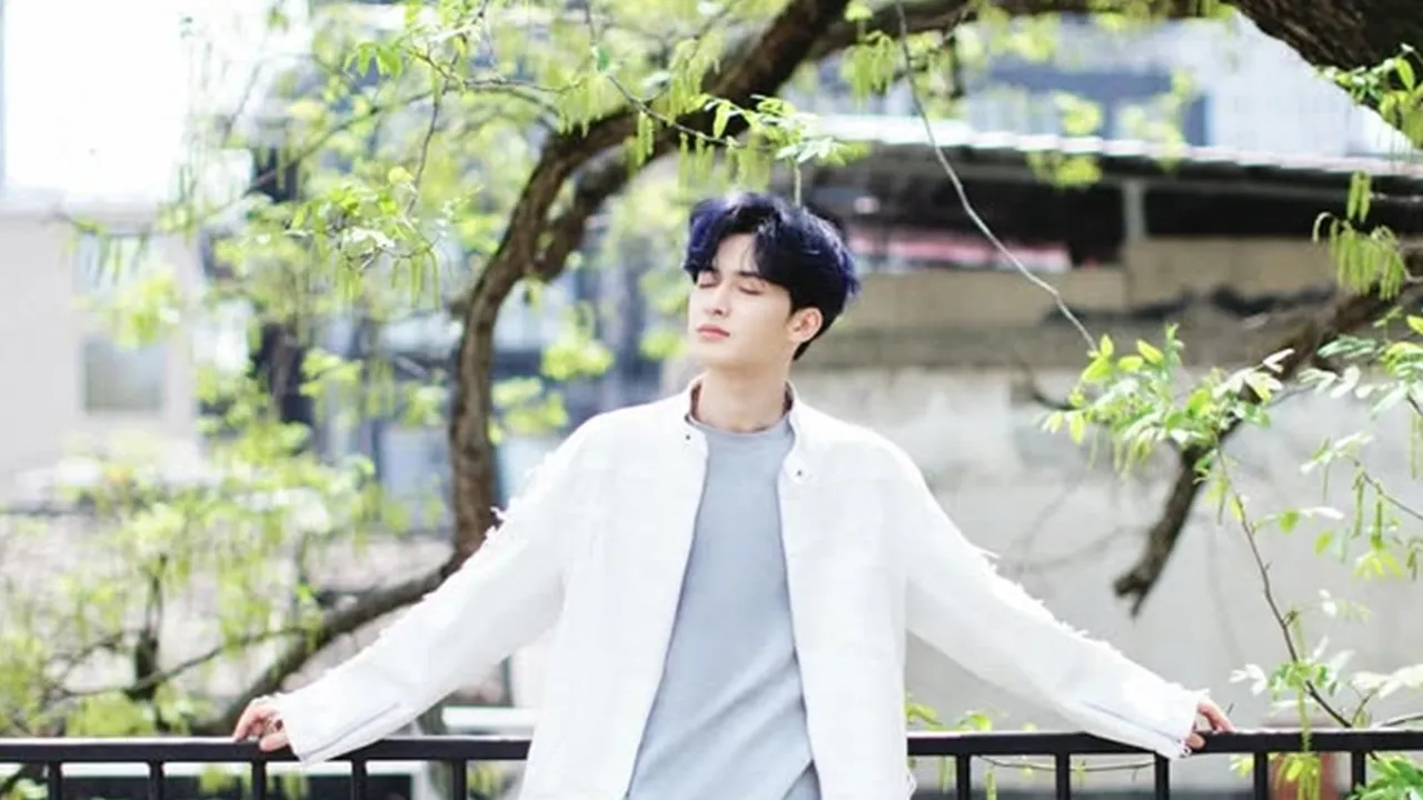 Profil Zhu Zhengting, EksTrainee Idol Multitalenta yang Mulai Karier dari Panggung Survival Show Profil Zhu Zhengting, EksTrainee Idol Multitalenta yang Mulai Karier dari Panggung Survival Show