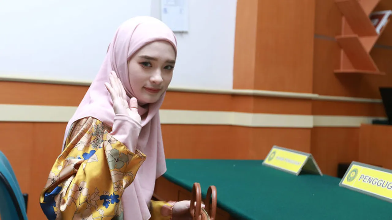 Proses Mediasi Gagal, Sidang Perceraian Virgoun dan Inara Rusli Terus Berlanjut