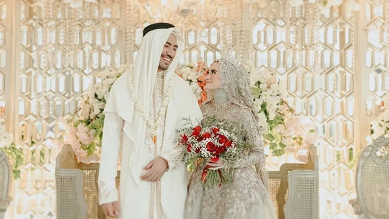 Punya Keluarga Besar, Reza Zakarya dan Valda Alviana Gelar 4 Acara Untuk Rayakan Pernikahan Mereka Punya Keluarga Besar, Reza Zakarya dan Valda Alviana Gelar 4 Acara Untuk Rayakan Pernikahan Mereka