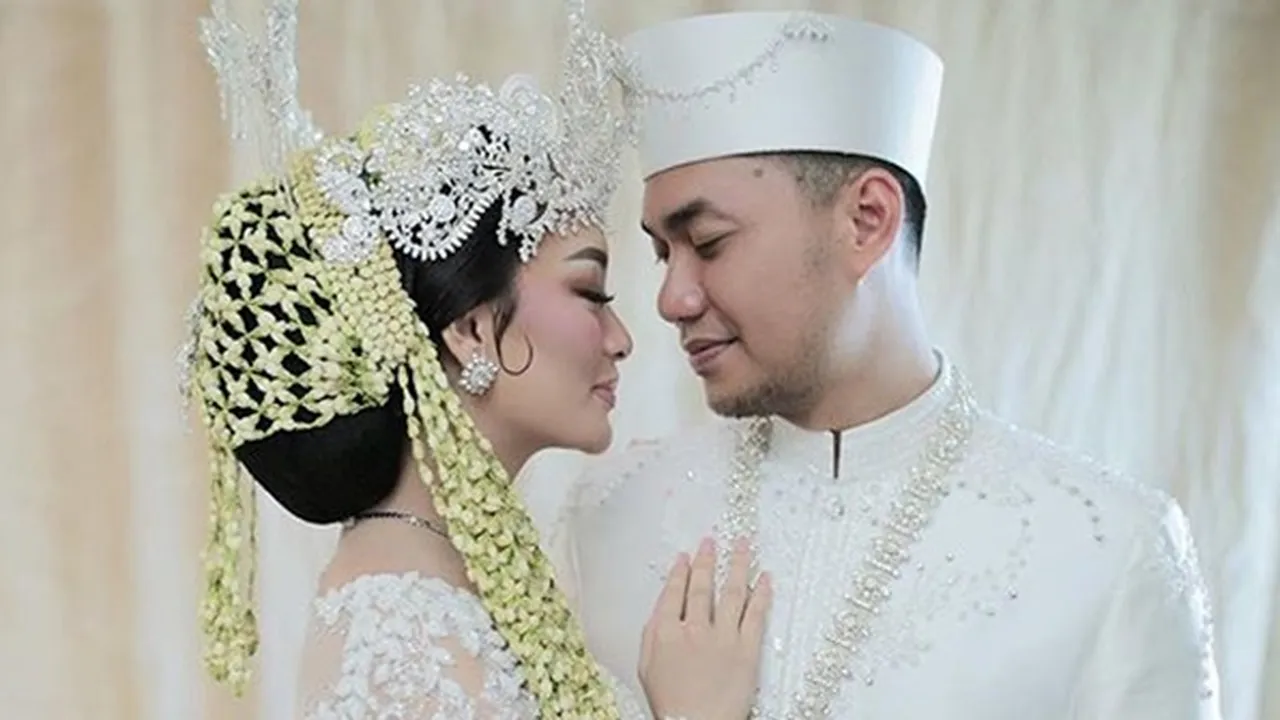 Punya Rumah Mewah, Zaskia Gotik dan Sang Suami Malah Lebih Suka Tidur di Lantai