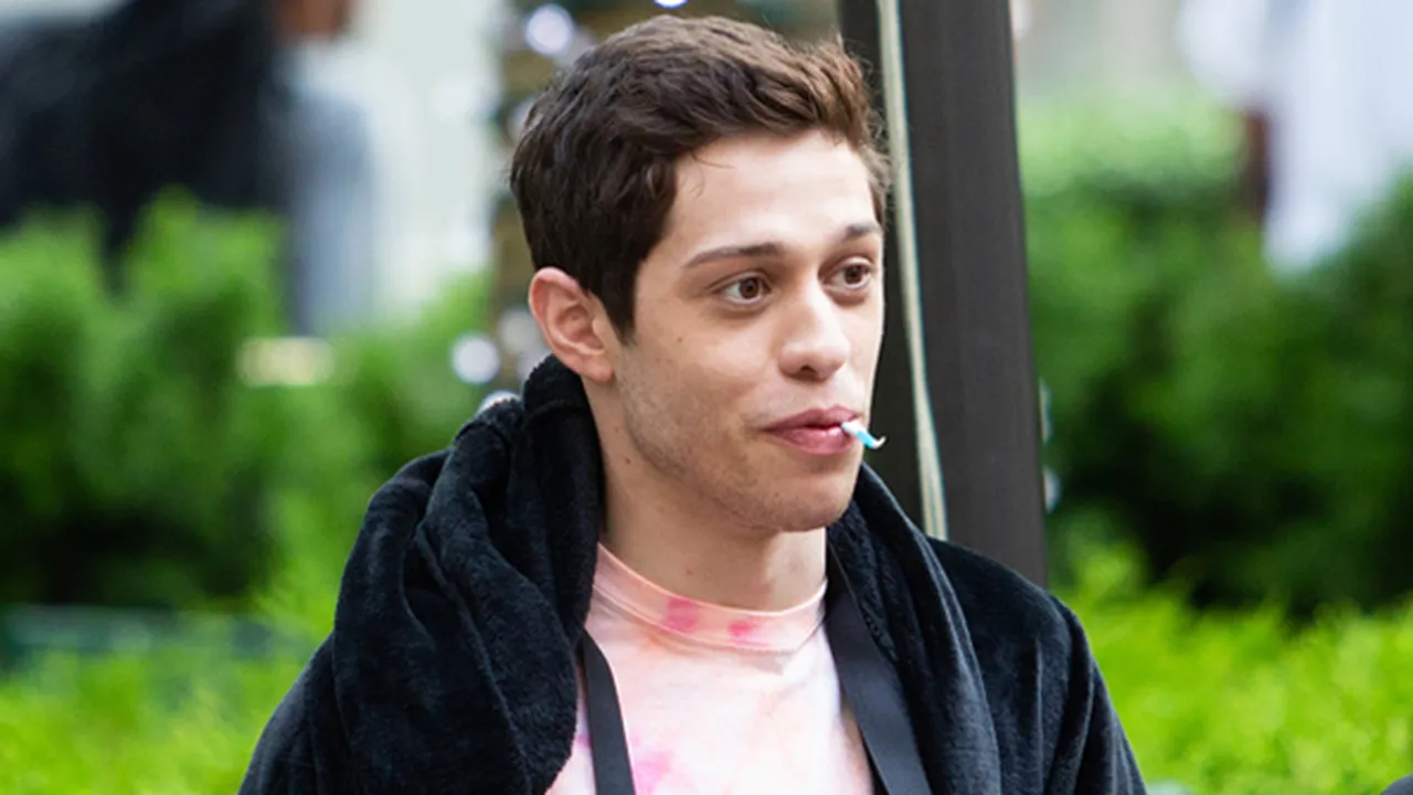 Putus dari Kate Beckinsale, Pete Davidson Punya Pacar Baru