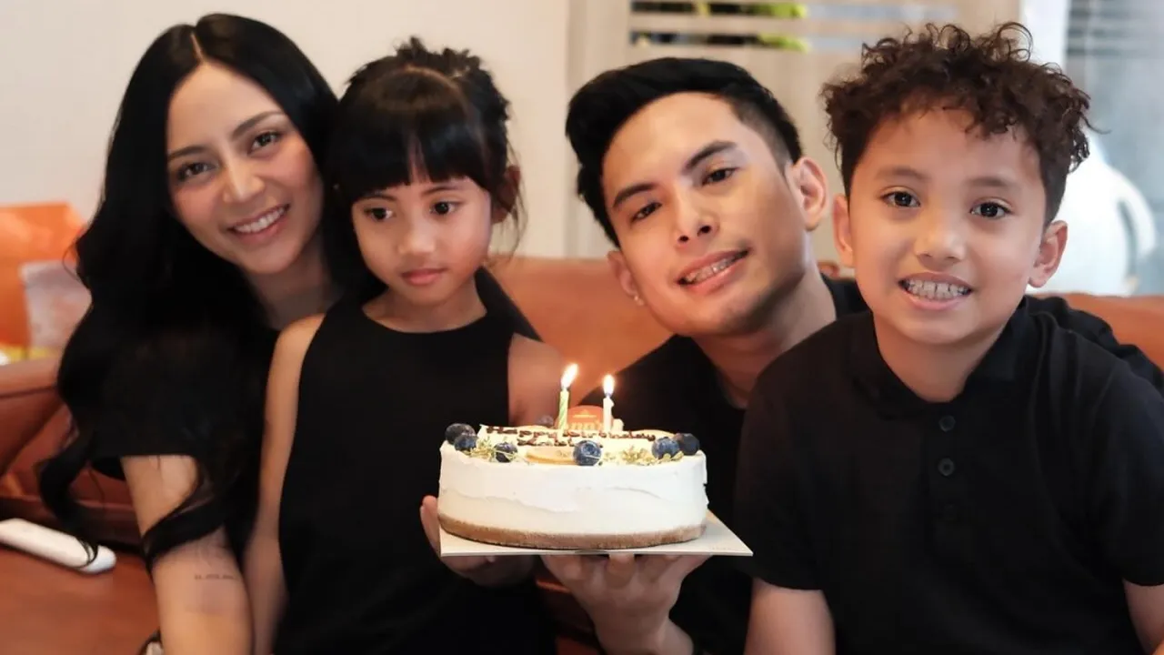 Rachel Vennya & Okin Rayakan Ultah ke-8 Xabiru