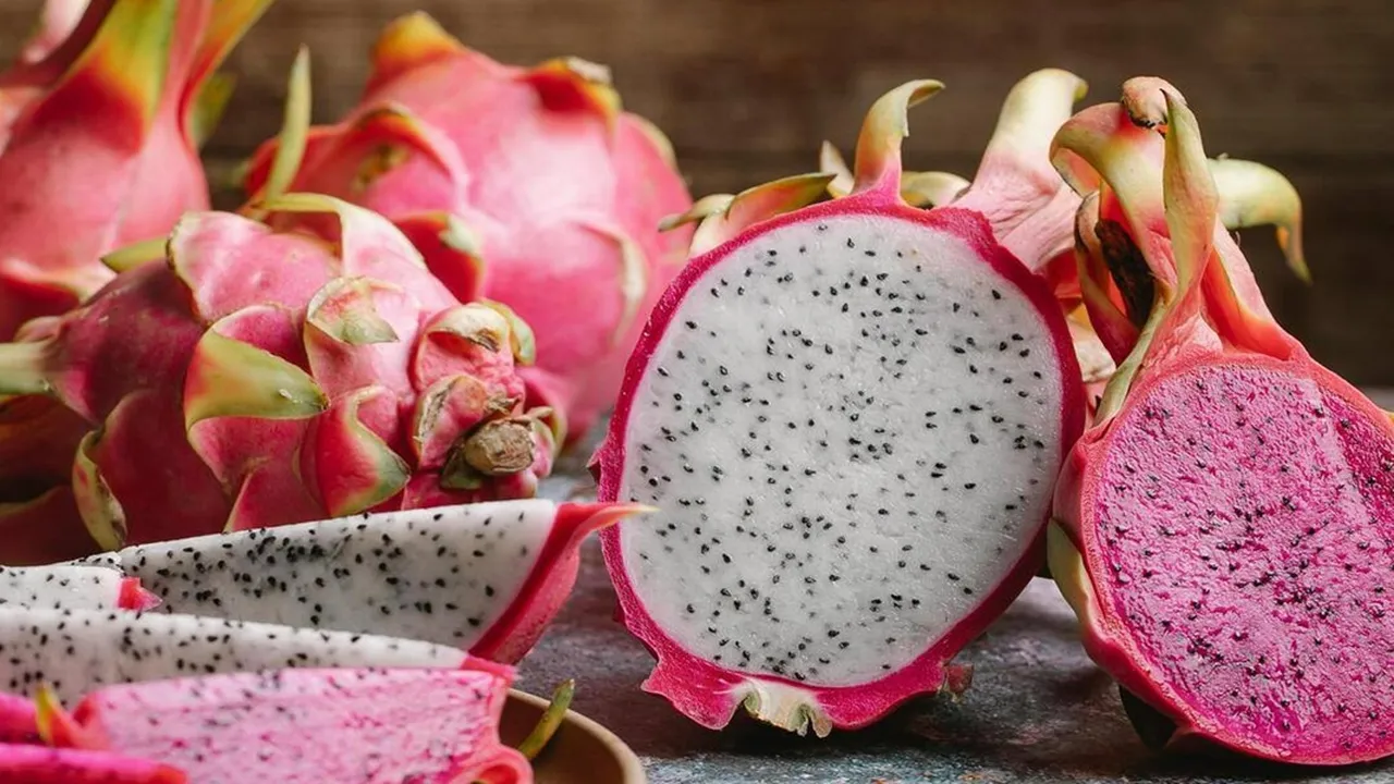 Rahasia Buah Naga, Turunkan Tekanan Darah Tinggi dengan Cara Mengolah yang Mudah!