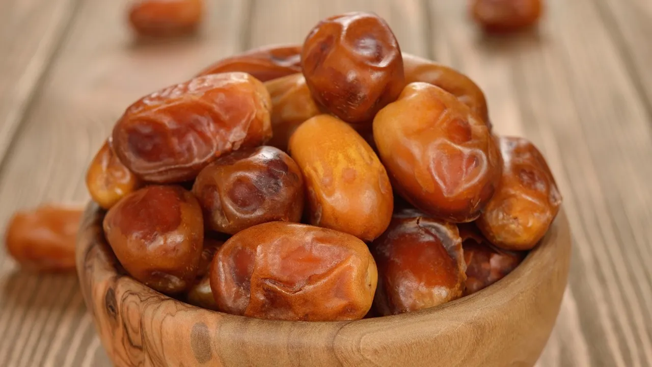 Rahasia Merebus Kurma, Stabilkan Gula Darah dan Jaga Kesehatan Jantung dengan Cara yang Tepat!