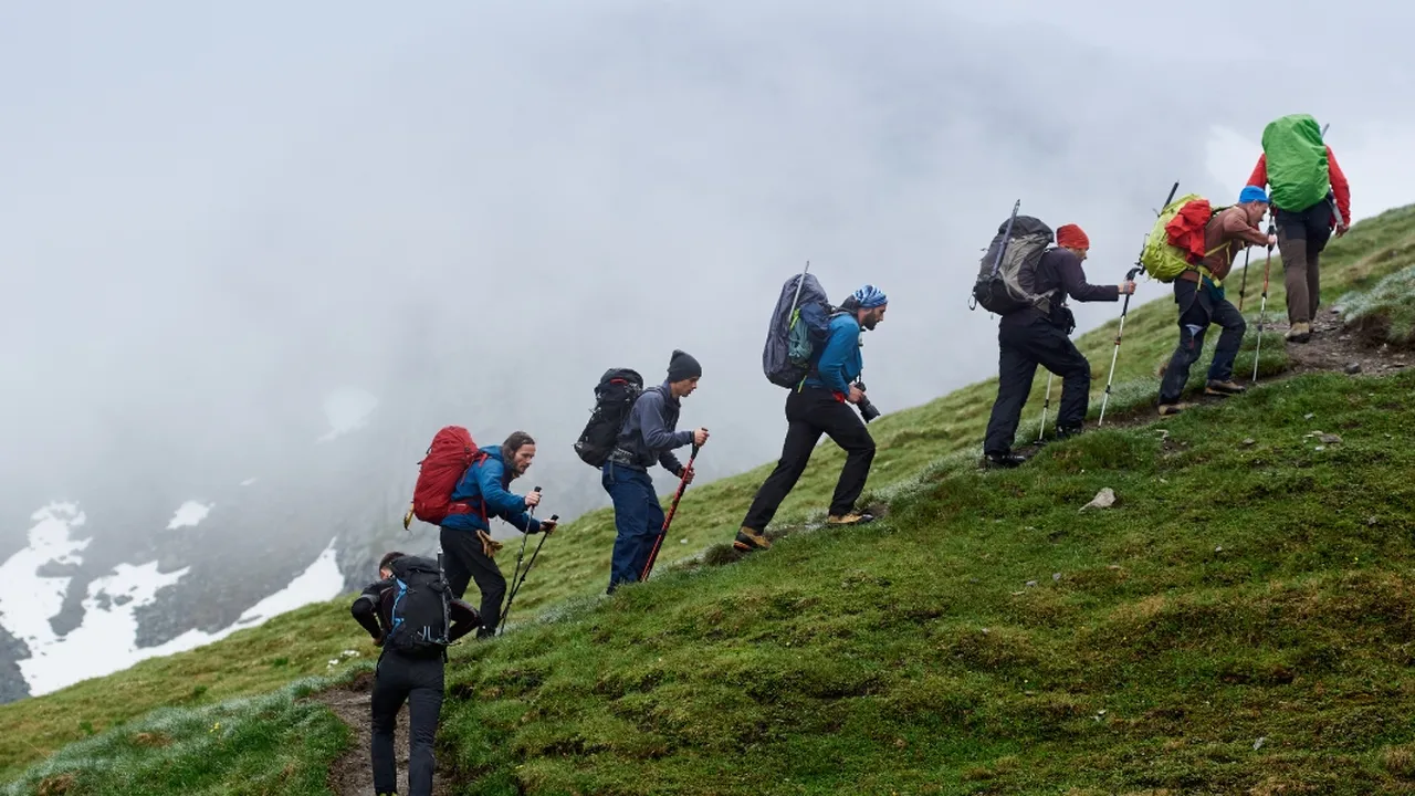Rahasia Nafas Kuat Saat Mendaki, Panduan Lengkap untuk Petualang Gunung!