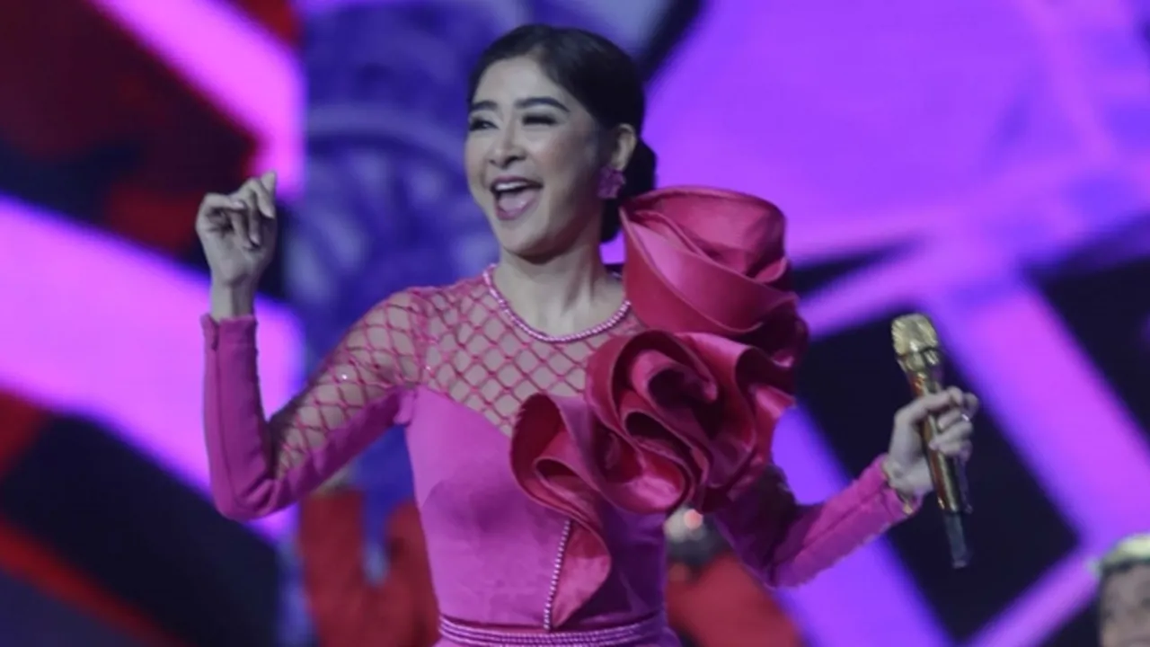 Rahasia Uut Permatasari Cantik Awet Muda, Rajin Minum Jamu Sejak SMP