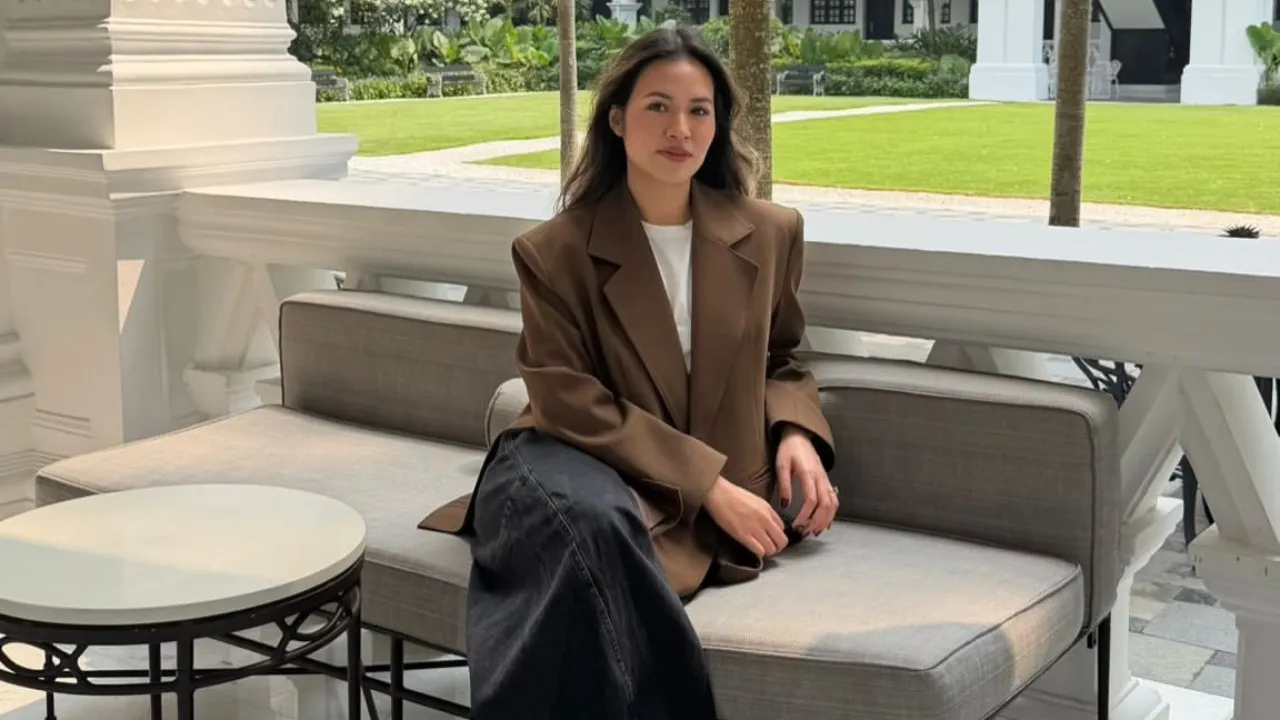 Raisa Unggah Selfie dengan Seorang Pria, Go Public?