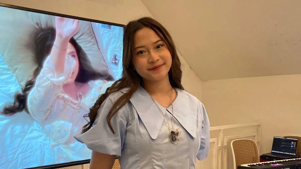 Raissa Anggiani Beryukur Bisa Bekerjasama dengan Rendy Pandugo Lewat Lagu 'Jika Nanti' Raissa Anggiani Beryukur Bisa Bekerjasama dengan Rendy Pandugo Lewat Lagu 'Jika Nanti'