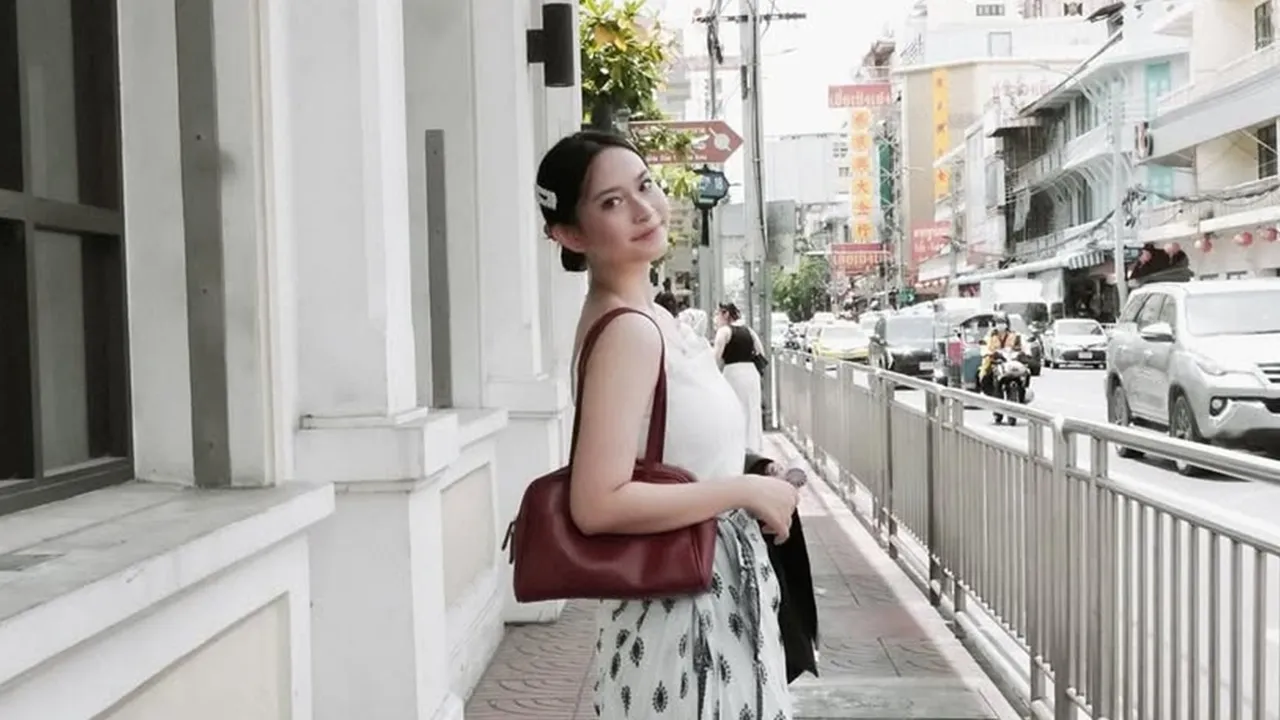 Raissa Anggiani Rilis Album Penuh Perdana 'Kepada, Yang Terhormat'