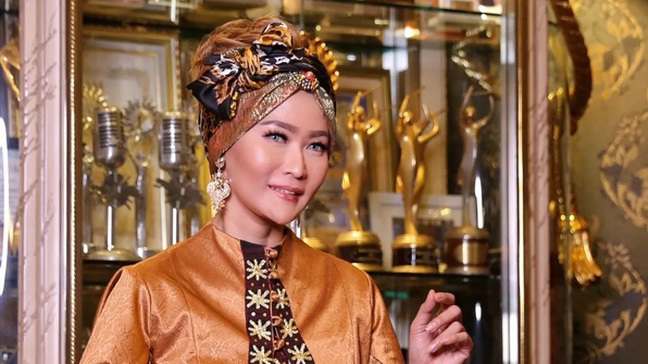 Ramadan, Inul Daratista Tak Mau Kegiatan Amal Ibadahnya Diliput Media