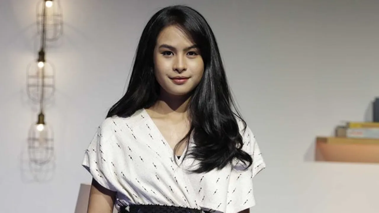 Ramai Beredar Video Pertengkaran dengan Pacar, Maudy Ayunda Kabarkan Baik-Baik Saja Ramai Beredar Video Pertengkaran dengan Pacar, Maudy Ayunda Kabarkan Baik-Baik Saja