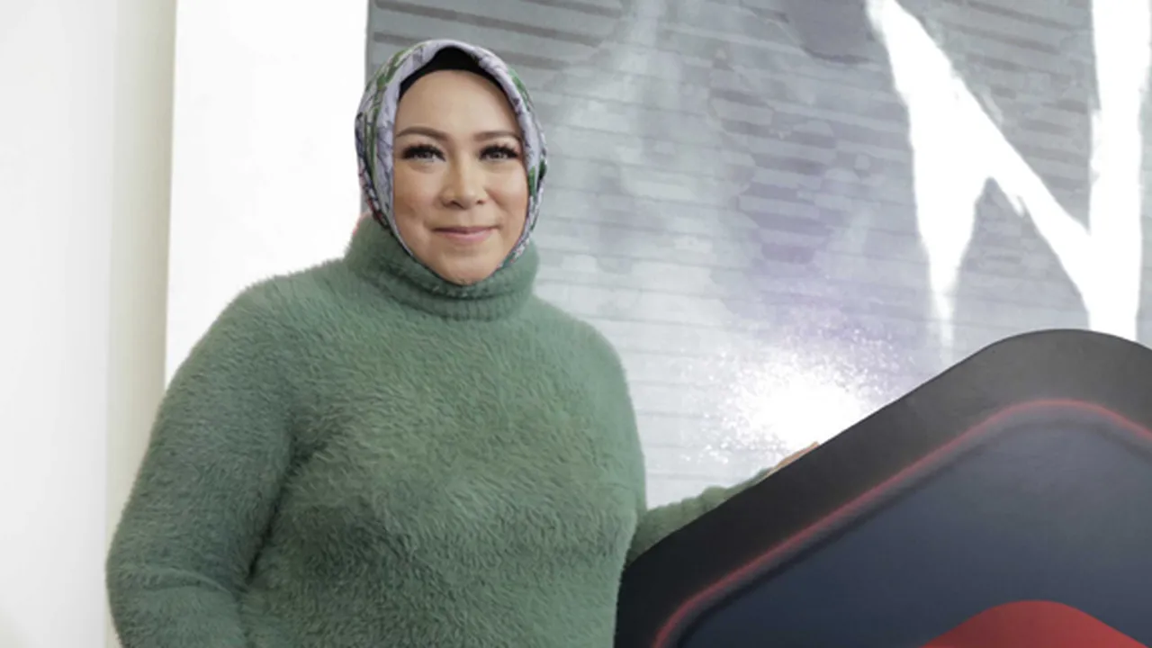 Ramai Corona, Melly Goeslaw Tetap Ingatkan Waspada Demam Berdarah dan Cikungunya Ramai Corona, Melly Goeslaw Tetap Ingatkan Waspada Demam Berdarah dan Cikungunya