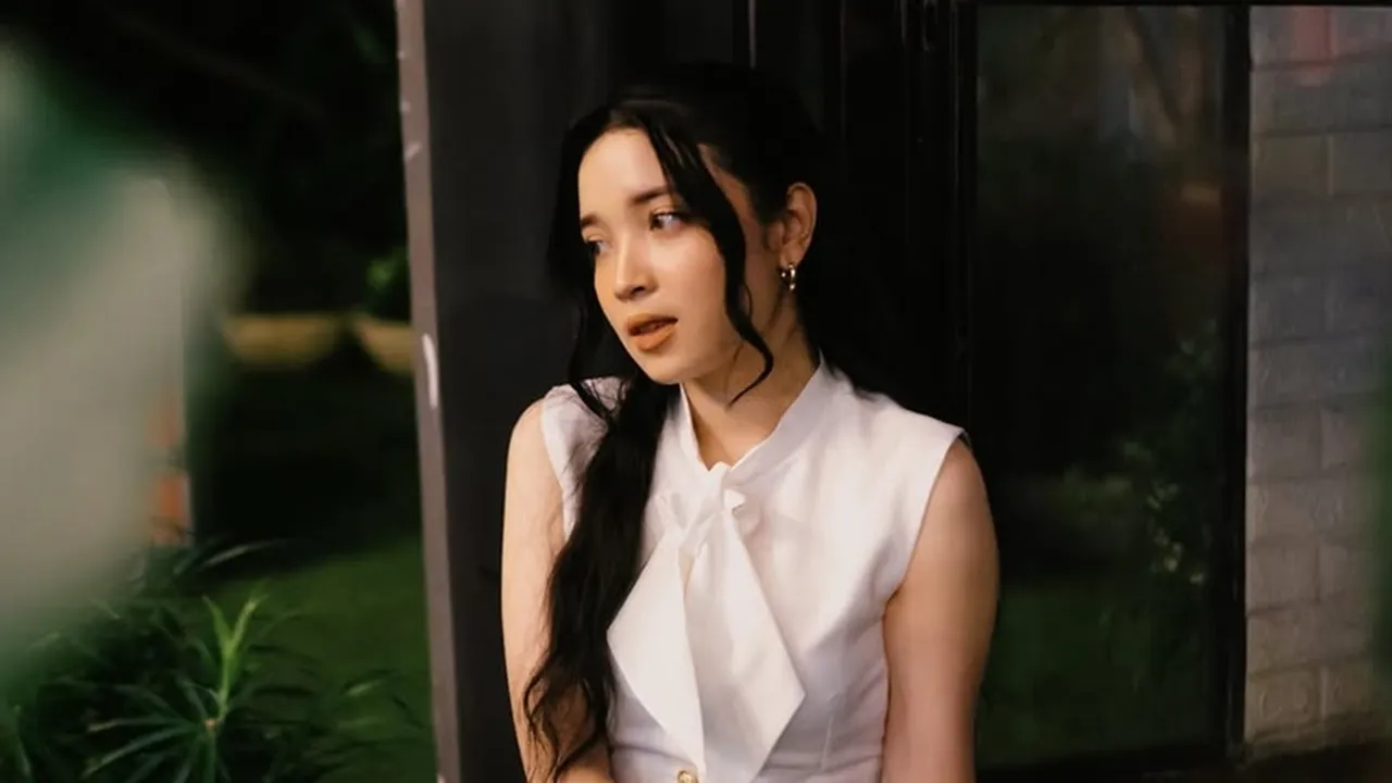 Ramai Dipuji, Bunga Reyza Perkenalkan Lagu Baru dengan Konsep Dracin Lokal