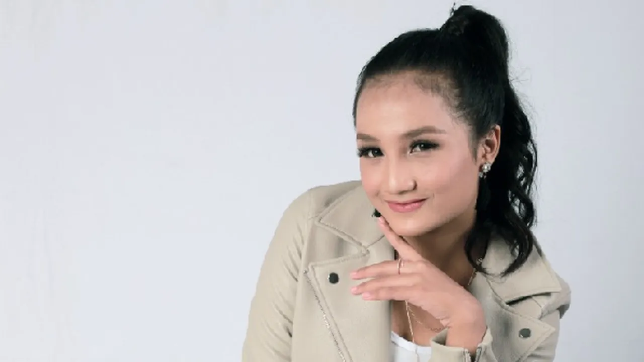 Ramaikan Dunia Dangdut, Aurel Dewanda Debut dengan Single 'Salah Paham'
