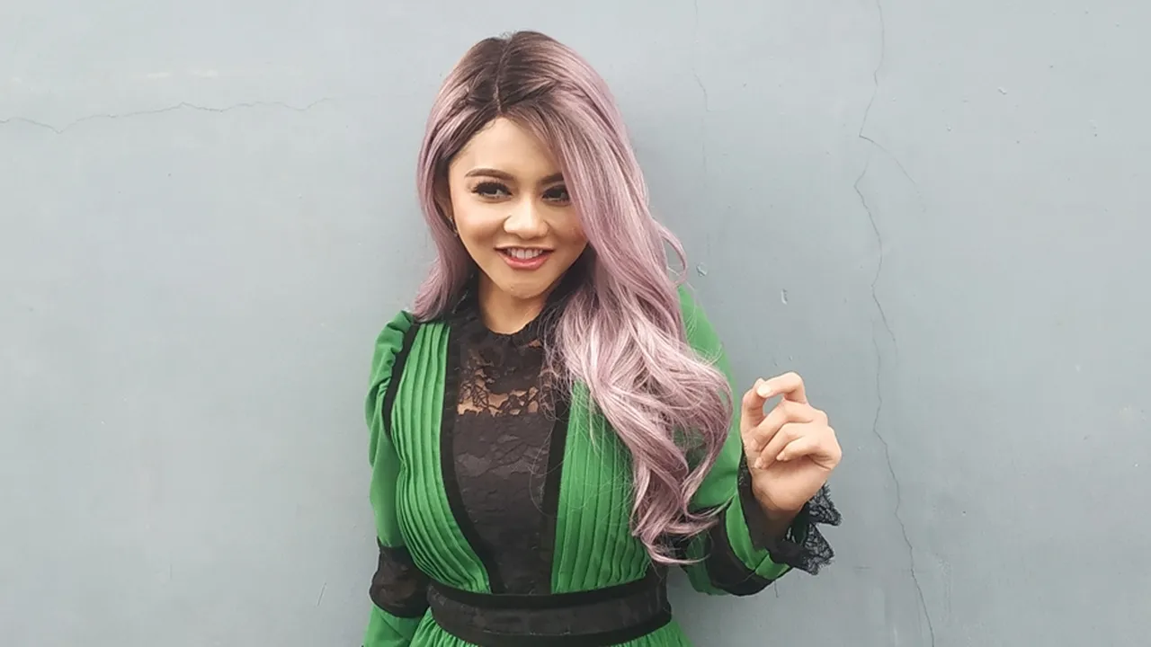Rambah Konten Kreator, Jenita Janet: Milenial Lebih Suka Nonton YouTube