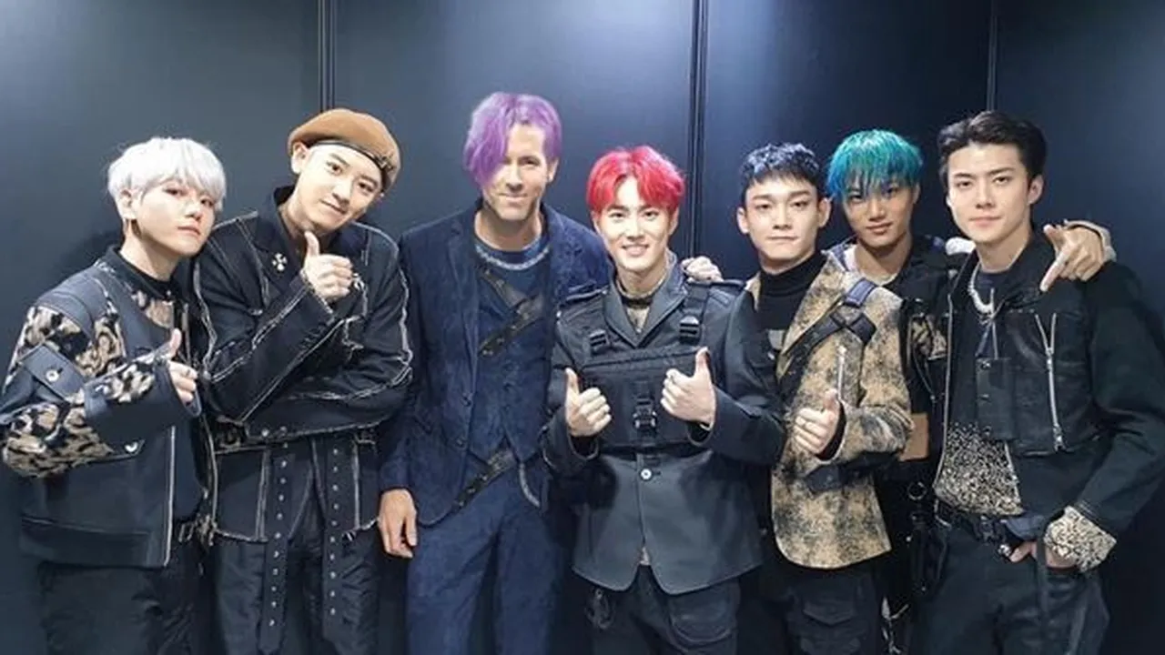 Rambut Jadi Ungu, Ryan Reynolds Ngaku Jadi Member Baru EXO