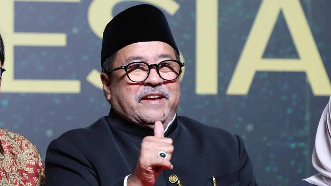 Rano Karno di Pemakaman Guruh Soekarnoputra, Sebut Kehilangan Besar Rano Karno di Pemakaman Guruh Soekarnoputra, Sebut Kehilangan Besar
