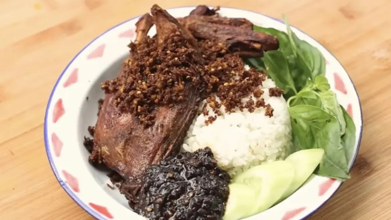 Resep Bebek Madura Bumbu Hitam, Gurih dan Lezat Menggugah Selera