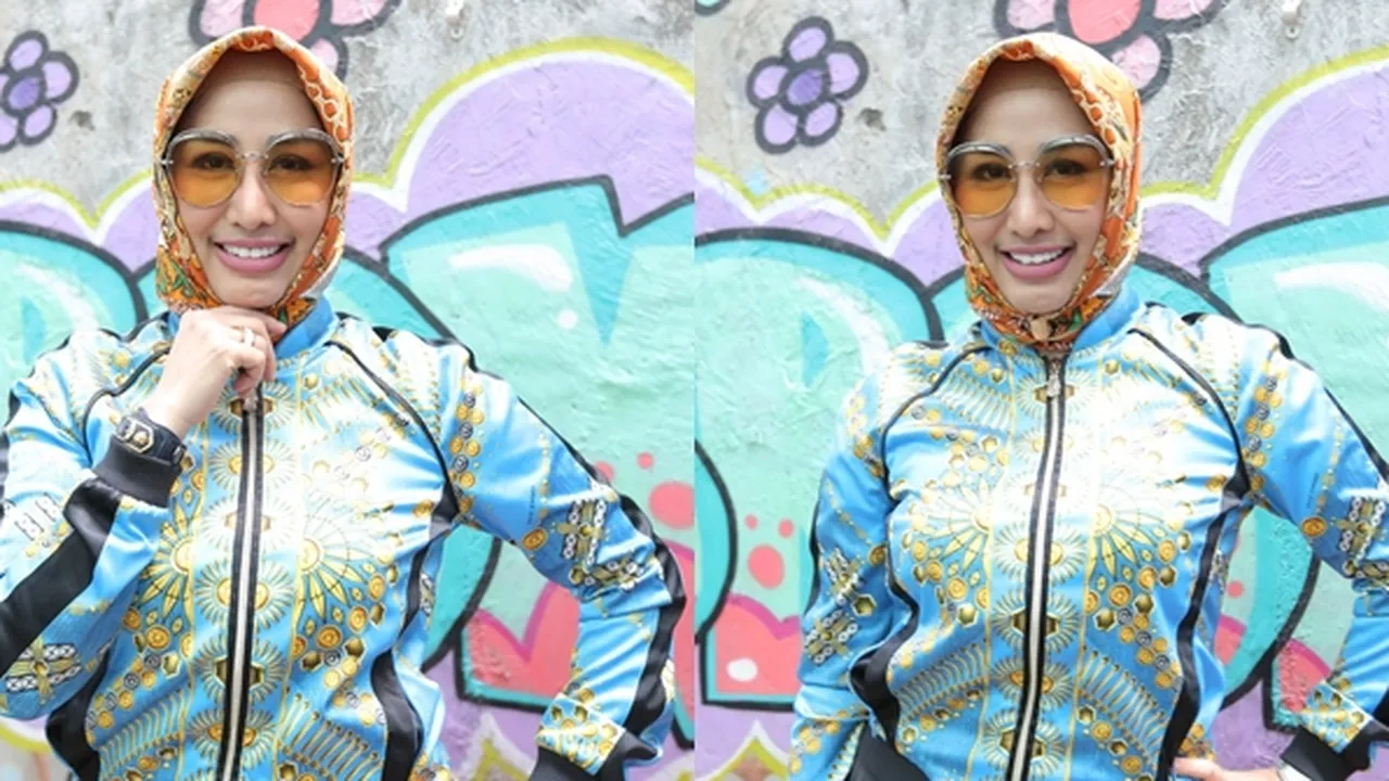 Ratna Dilla Kembali Tampil Berhijab: Kalau Sekarang dari Hati Ratna Dilla Kembali Tampil Berhijab: Kalau Sekarang dari Hati