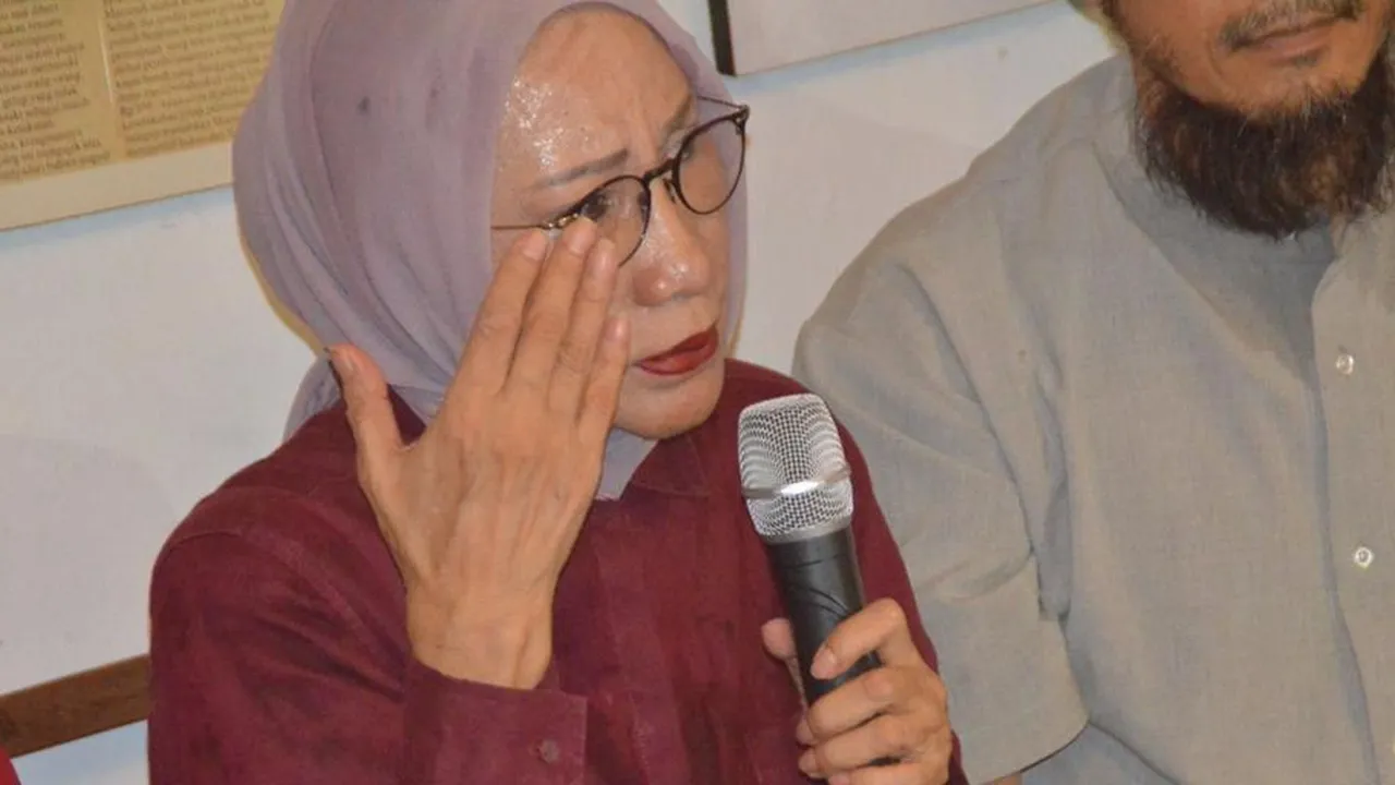 Ratna Sarumpaet Ditangkap di Bandara Saat Berusaha ke Luar Negeri