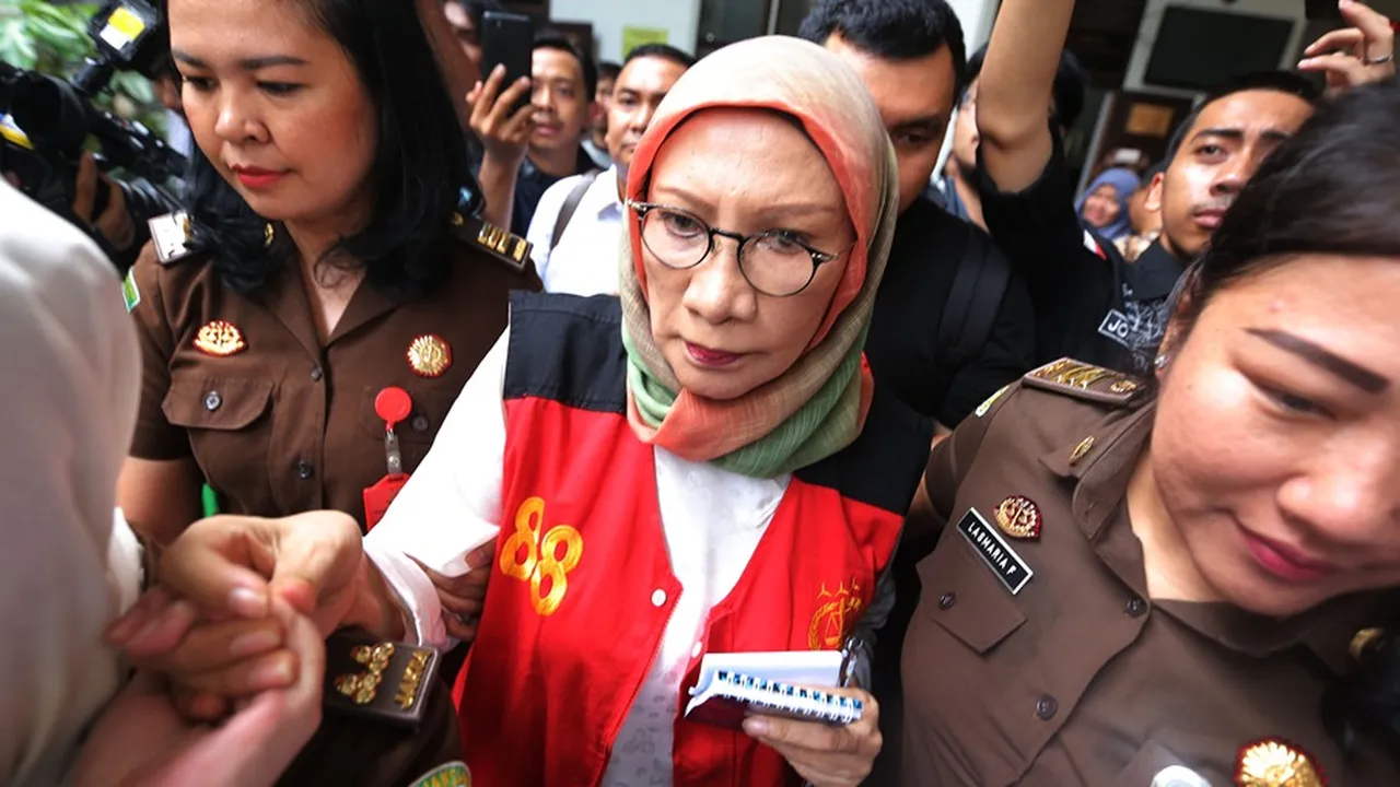 Ratna Sarumpaet Jalani Sidang Perdana, Atiqah Hasiholan: Mohon Didoakan