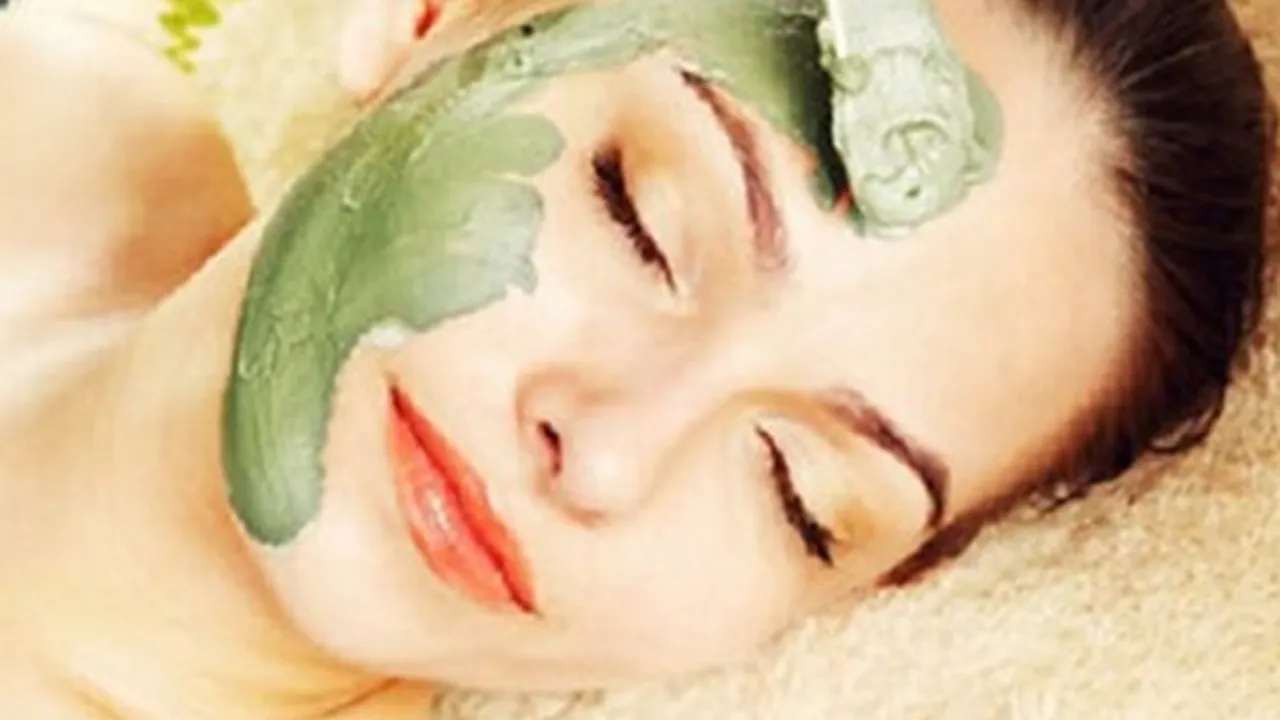 Rawat Wajah Bisa di Rumah, Ini 5 Cara Membuat Masker Rumahan Berbahan Alami - Anti Jerawat