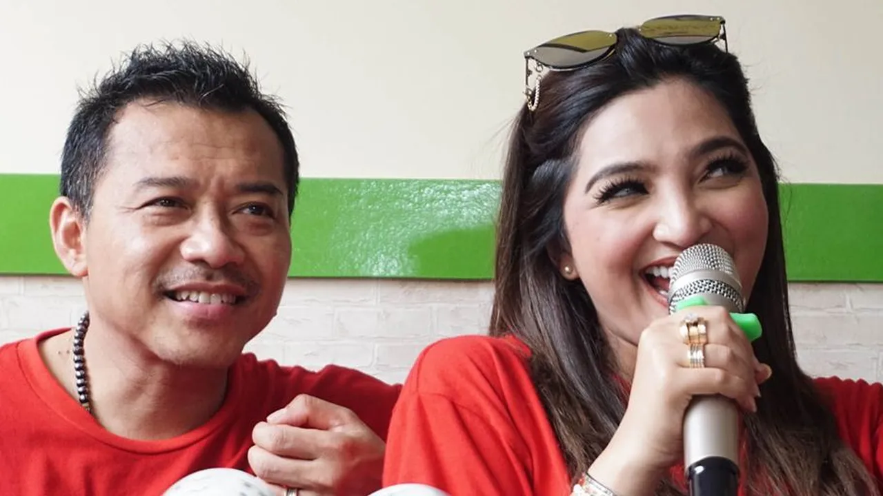Rayakan Anniversary ke-7, Begini Luapan Rasa Cinta Ashanty pada Anang