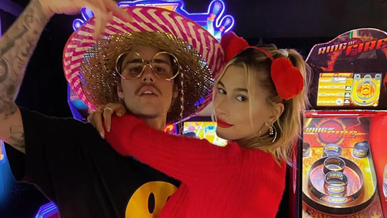 Rayakan Anniversary Pernikahan, Justin Bieber Tulis Pesan Cinta Romantis Buat Hailey Baldwin Rayakan Anniversary Pernikahan, Justin Bieber Tulis Pesan Cinta Romantis Buat Hailey Baldwin